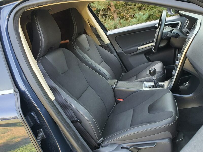 Volvo XC 60 2.0 R5 D4 163KM # Momentum # Navi # Skóra # Serwis do Końca # Jak NOWY I (2008-2017)
