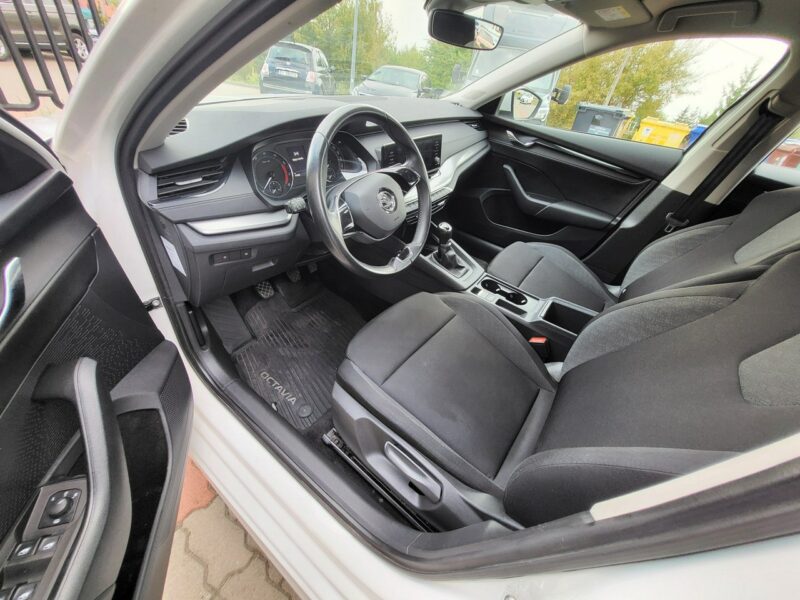 Škoda Octavia 2021Tylko Salon Polska 1Właściciel Bezwypadkowy ledy ASO IV (2020-)