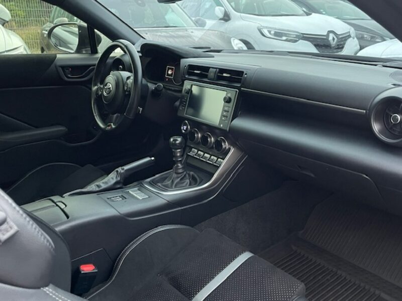 Toyota GR86 AWE Touring Wydech Manual Kamera Grzane fotele Keyless