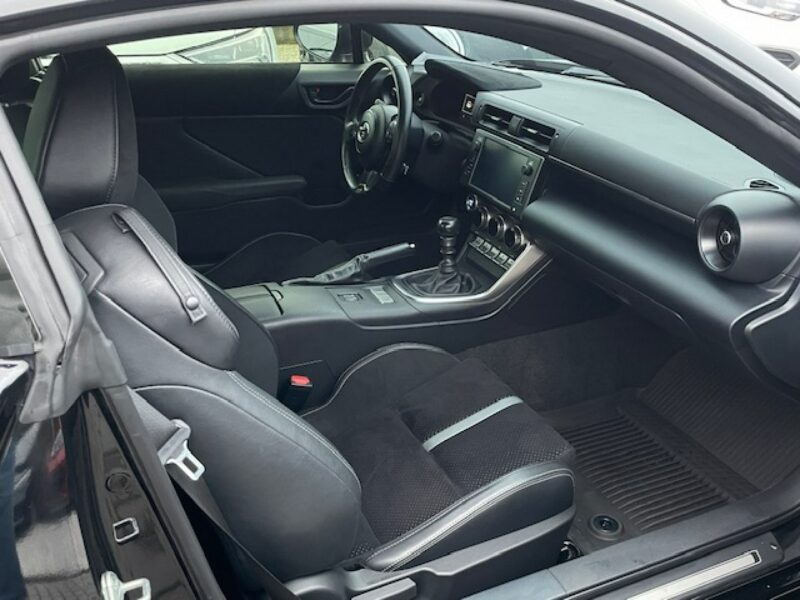 Toyota GR86 AWE Touring Wydech Manual Kamera Grzane fotele Keyless