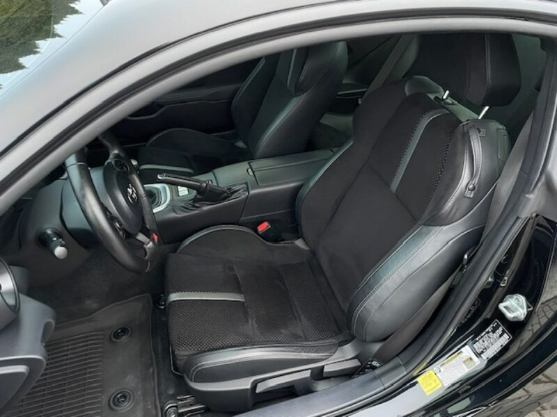 Toyota GR86 AWE Touring Wydech Manual Kamera Grzane fotele Keyless