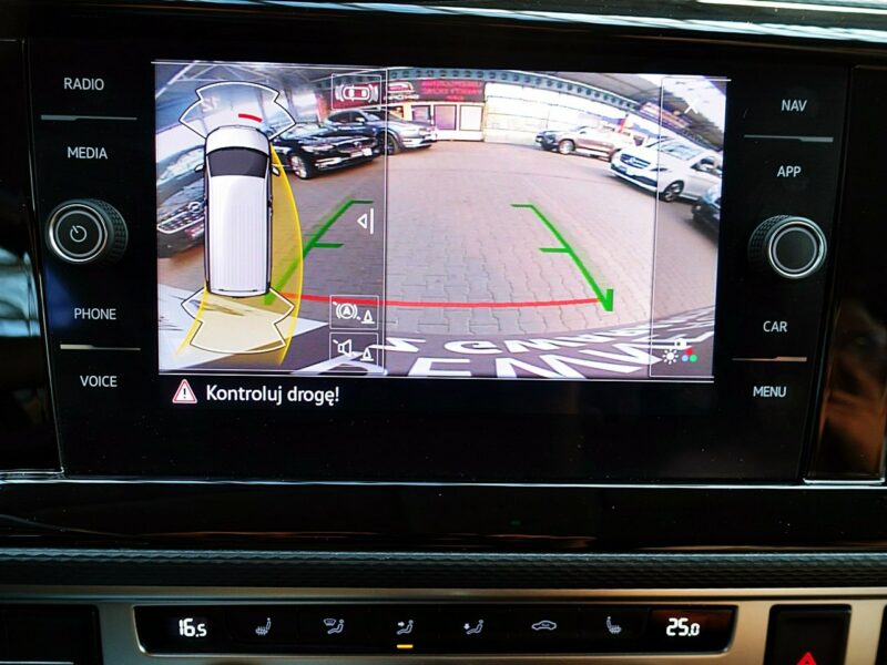 Volkswagen Multivan 7-OSÓB 4x4 AUTOMAT 3Lata GWARANCJA 1wł Kraj Bezwyp FullLed+Skóra FV23%