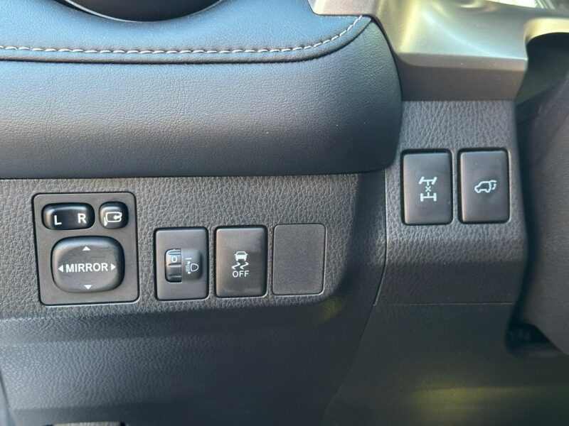 Toyota RAV-4 Serwis ASO 4x4 IV (2012-)