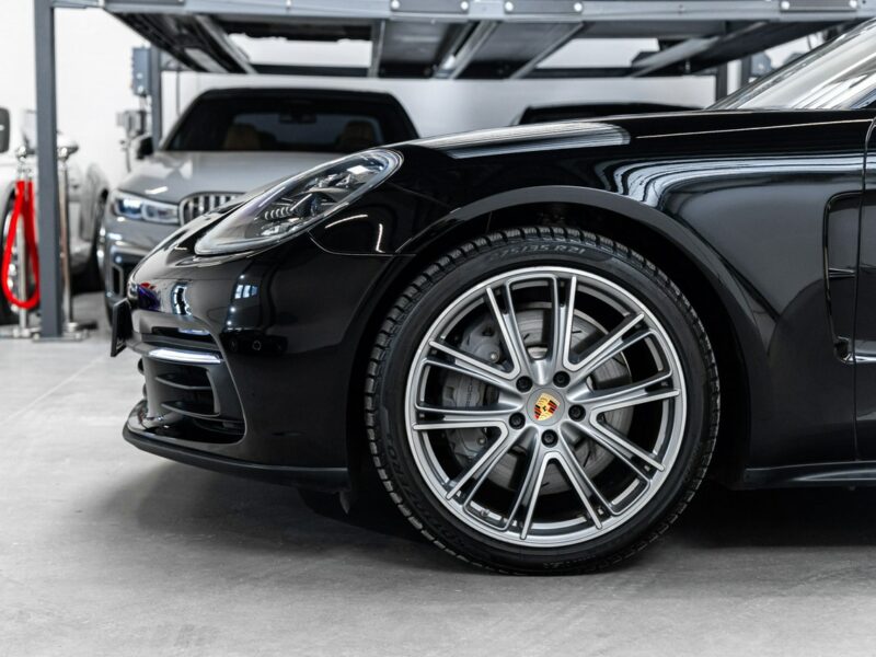 Porsche Panamera 4S Sport Turismo. Masaże. Sport Chrono. ACC. Panorama. BOSE.