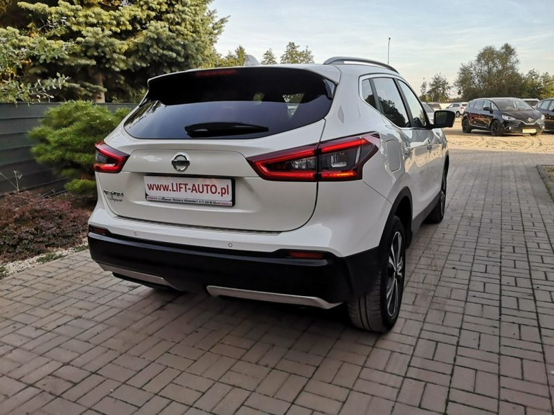 Nissan Qashqai 1.332 140KM Led Tempomat Nawi Kamera Salon Pl Serwis wersja N-connecta II (2013-2021)