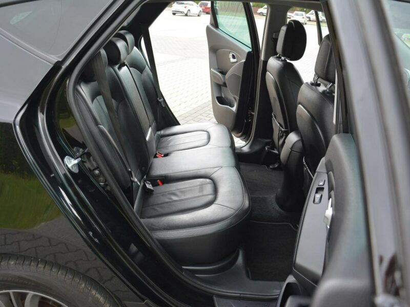 Hyundai ix35 2.0CRDI (184) 4WD Xenon Ledy Skóry Kamera Grzana kierownica ASO