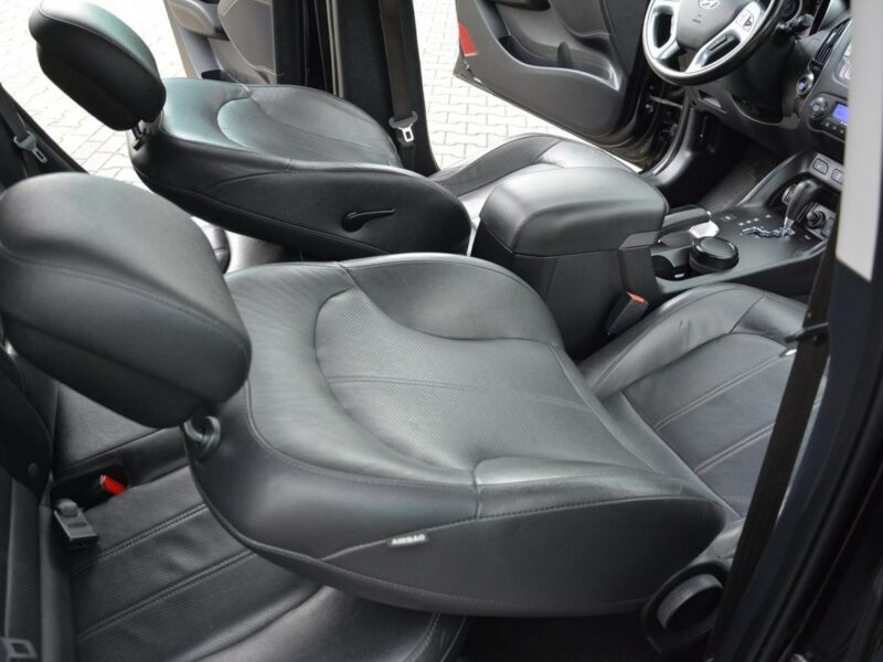 Hyundai ix35 2.0CRDI (184) 4WD Xenon Ledy Skóry Kamera Grzana kierownica ASO