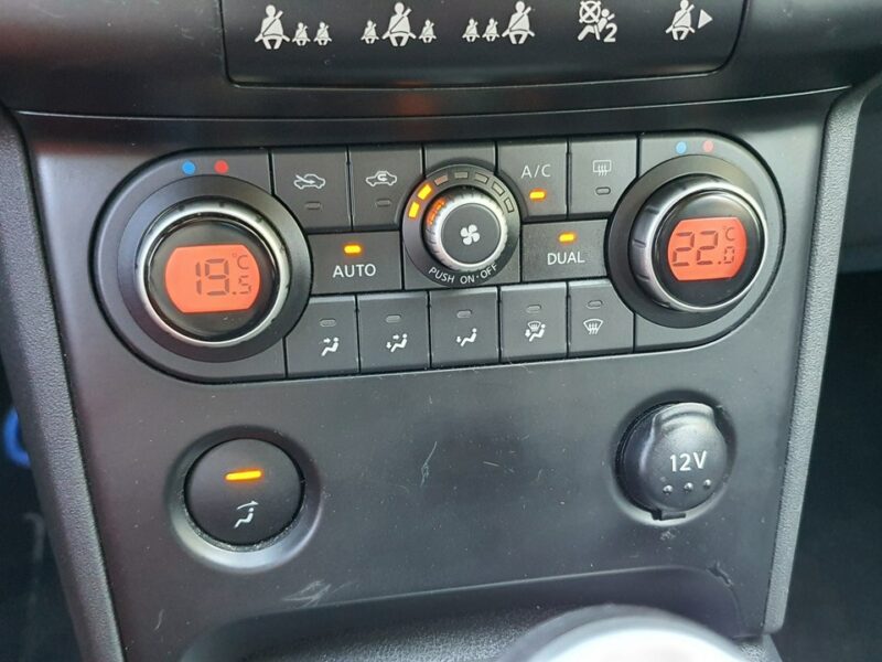 Nissan Qashqai 2.0 16v 141KM # Climatronic # Parktronic # Super Stan # Serwisowany ! I (2007-2013)