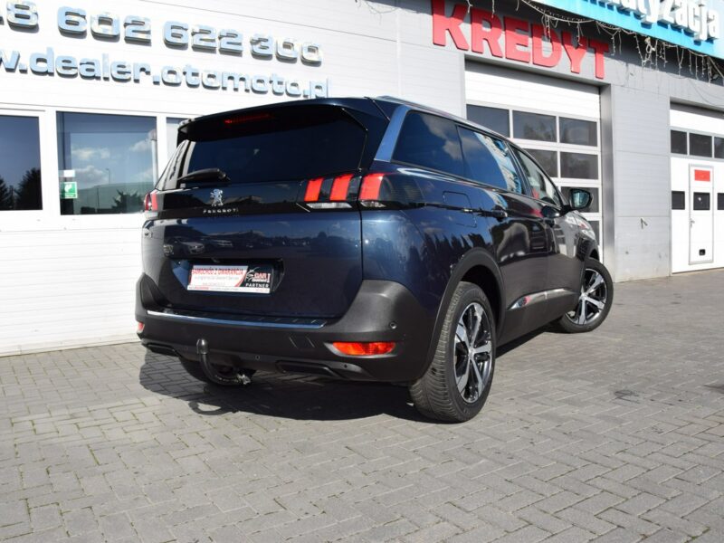 Peugeot 5008 1.2i 7-osób 100% bezwypadkowy Panorama Navi Kamera Euro-6b 157tys.km II (2017-)