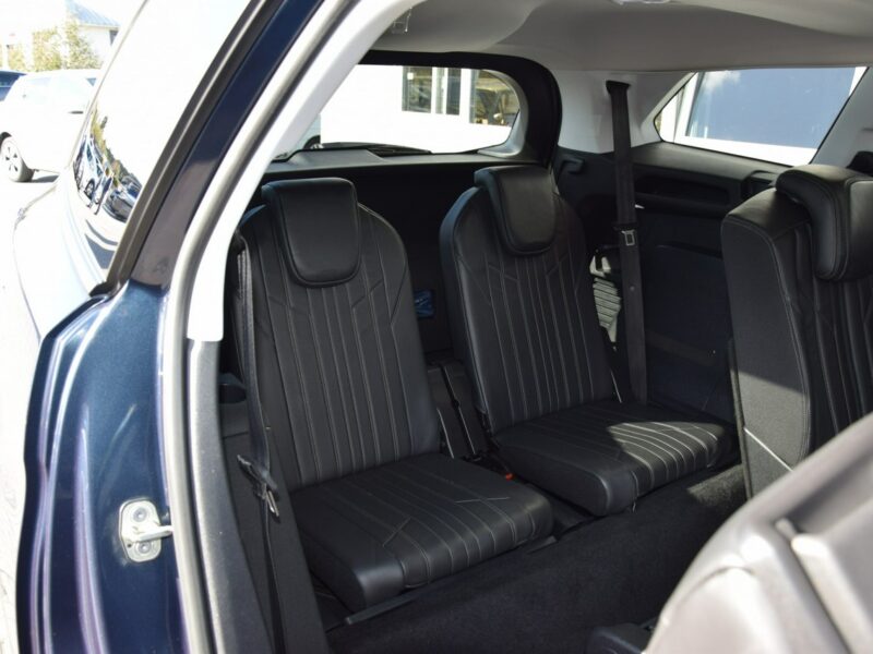 Peugeot 5008 1.2i 7-osób 100% bezwypadkowy Panorama Navi Kamera Euro-6b 157tys.km II (2017-)