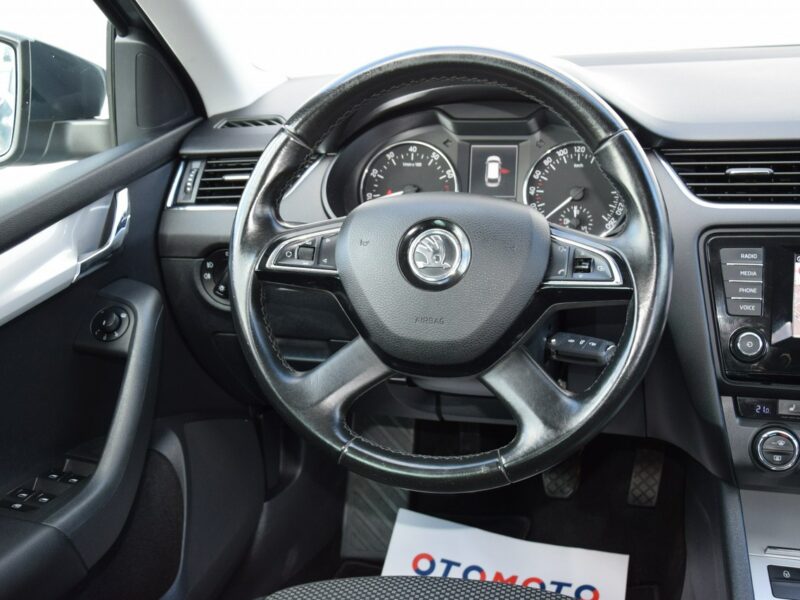 Škoda Octavia 1.4 TSI Serwis Panoramadach Navi Bluetooth Euro-5b Rozrząd na pasku III (2013-)