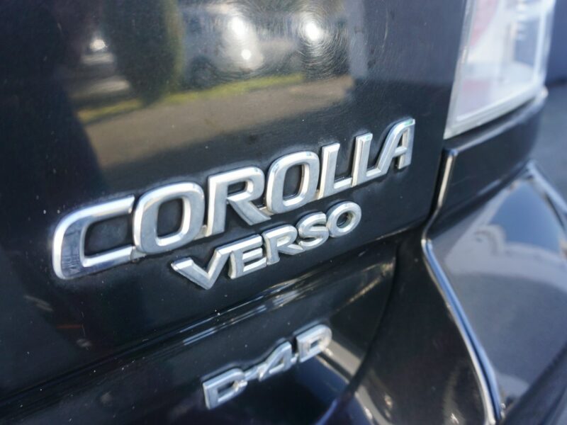 Toyota Corolla Verso Salon Polska III (2004-2009)
