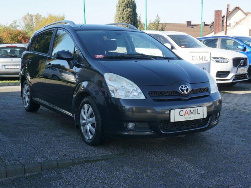 Toyota Corolla Verso Salon Polska III (2004-2009)