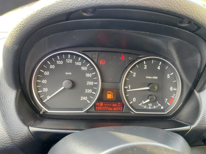 BMW 116 Benzyna/Klimatronic/ESP/Podgrz.fotele/Tempomat/Czujniki parkowania E87 (2004-2013)