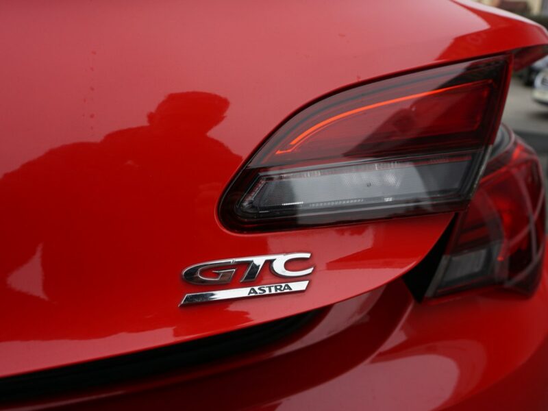 Opel Astra GTC 1.4 TurboBenzyna 140KM, atrakcyjny wygląd, rok gwarancji, vat23%, J (2009-2019)