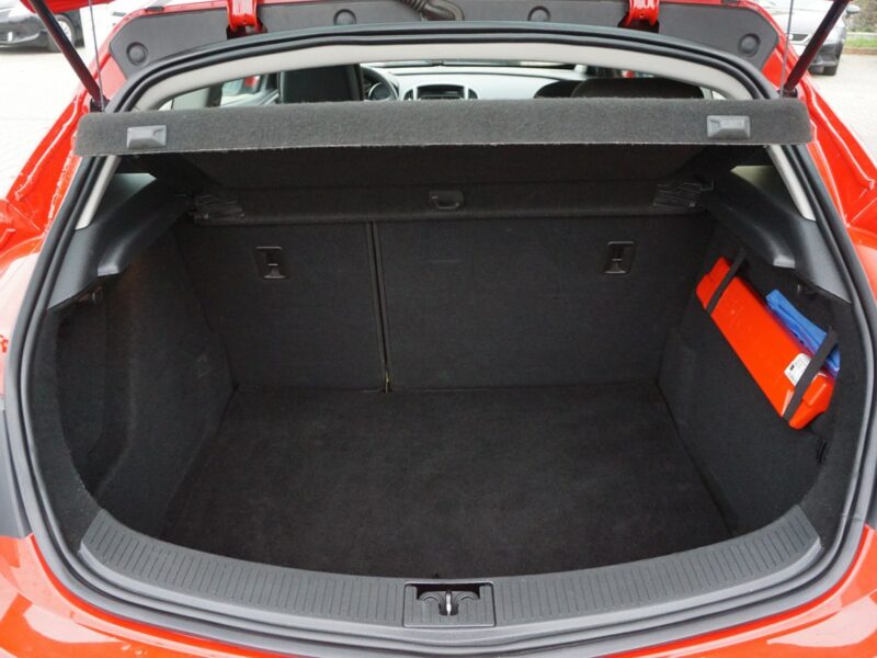 Opel Astra GTC 1.4 TurboBenzyna 140KM, atrakcyjny wygląd, rok gwarancji, vat23%, J (2009-2019)