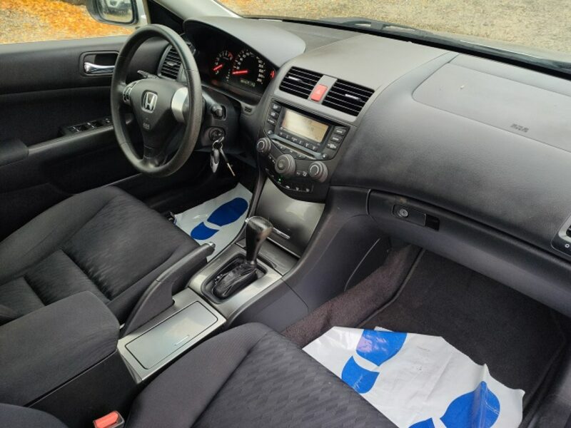 Honda Accord Automat* Zadbana*Model 2005 VII (2002-2008)
