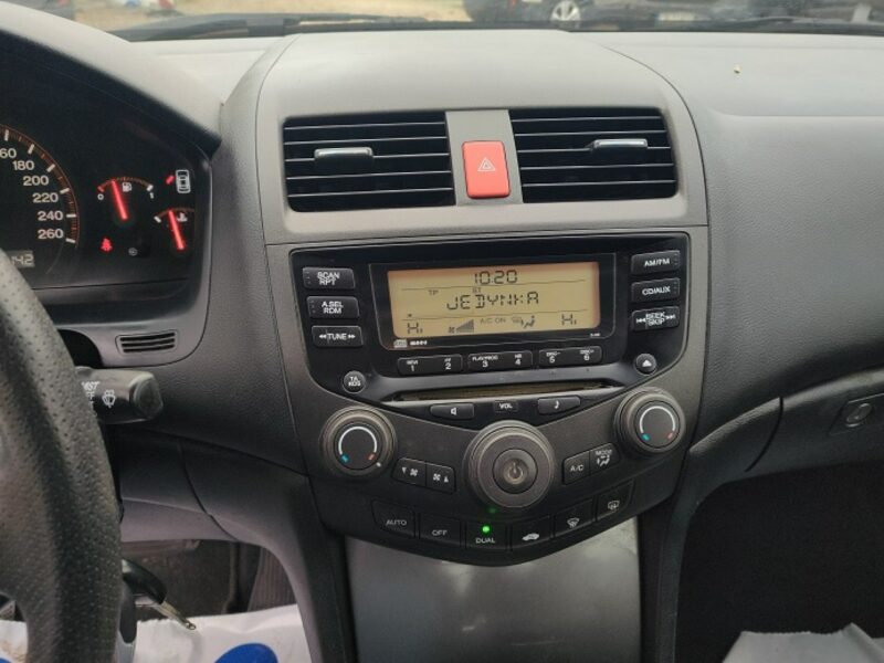 Honda Accord Automat* Zadbana*Model 2005 VII (2002-2008)