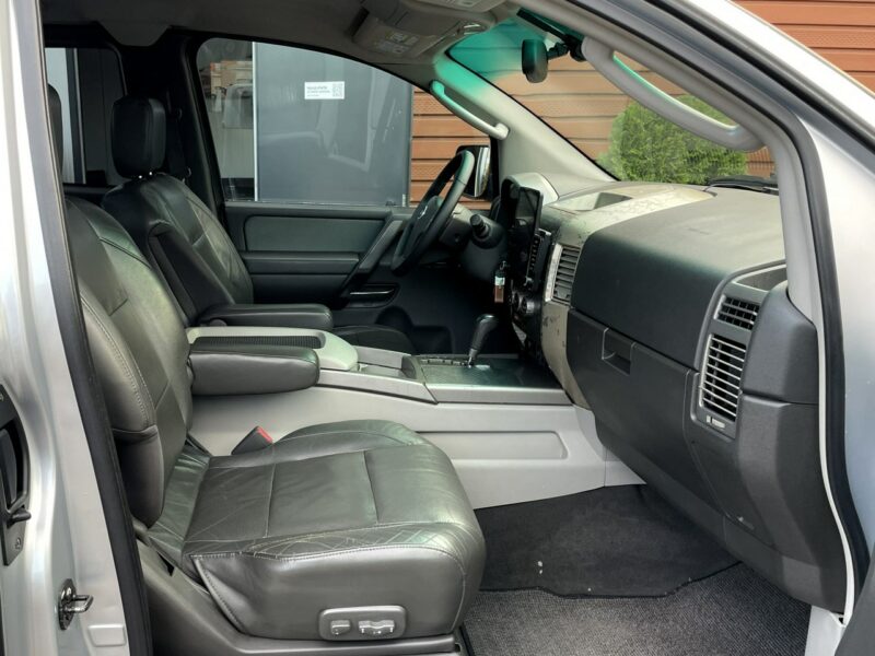 Nissan Titan LPG do 2031,Tempomat, Klimatyzacja, Navi, Hak, Android, USB, Bluetooth