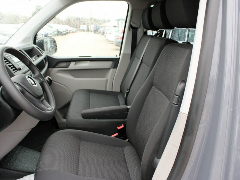 Volkswagen Caravelle Trendline L2 F-vat Salon Polska Gwarancja