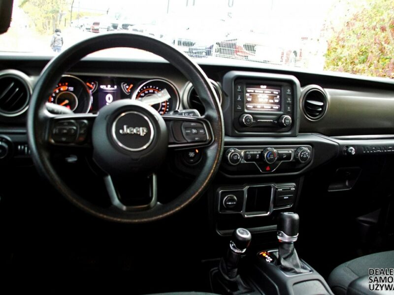 Jeep Wrangler Unlimited Sport 2020 – Siła, Styl i Gotowość na Każdą Przygodę! IV (2017-)