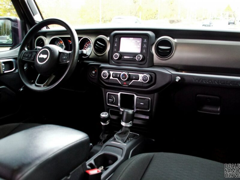 Jeep Wrangler Unlimited Sport 2020 – Siła, Styl i Gotowość na Każdą Przygodę! IV (2017-)