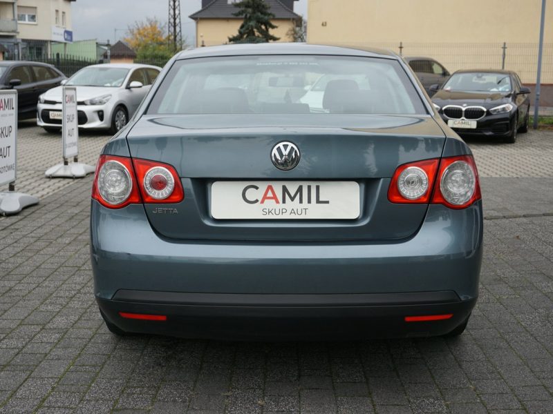 Volkswagen Jetta Salon Polska A5 (2005-2010)