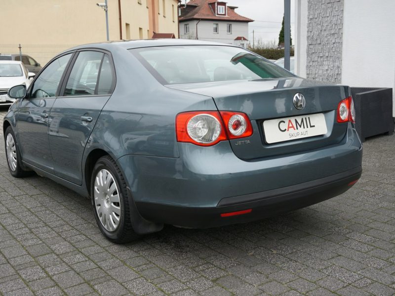 Volkswagen Jetta Salon Polska A5 (2005-2010)