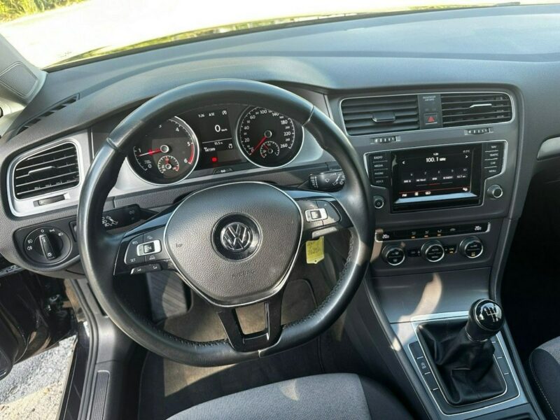 Volkswagen Golf VII 1,6 TDI 110KM 153TKM Klimatronik Navi Alu PDC 2015 Bez wkładu fina VII (2012-)