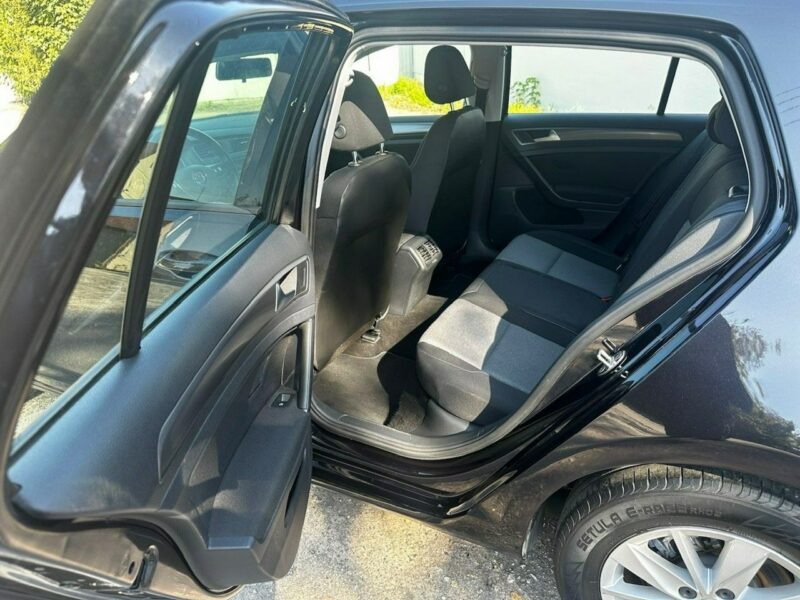 Volkswagen Golf VII 1,6 TDI 110KM 153TKM Klimatronik Navi Alu PDC 2015 Bez wkładu fina VII (2012-)