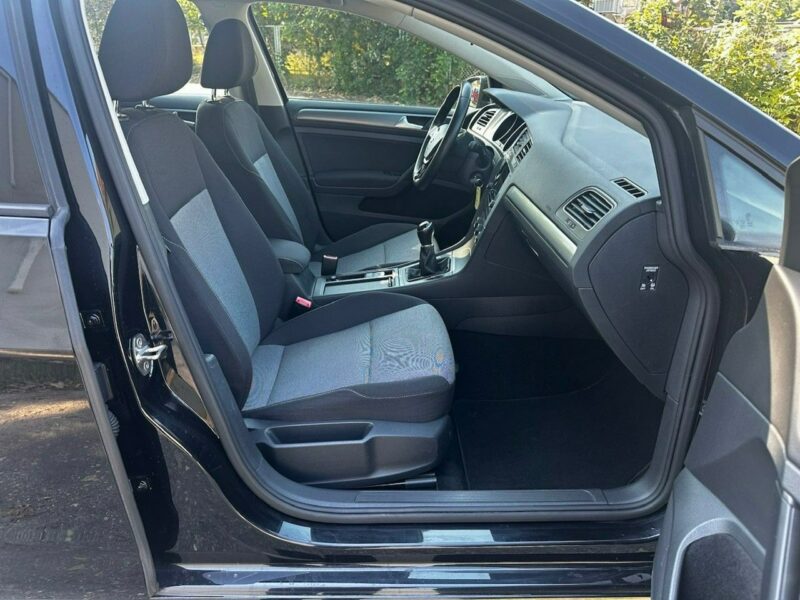 Volkswagen Golf VII 1,6 TDI 110KM 153TKM Klimatronik Navi Alu PDC 2015 Bez wkładu fina VII (2012-)