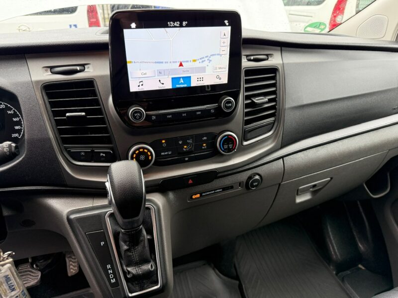 Ford Transit Custom Custom do przewozu Niepełnosprawnych inwalida rampa Model 2021 PFRON