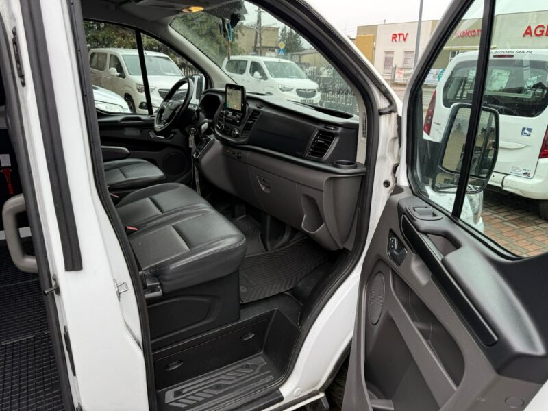 Ford Transit Custom Custom do przewozu Niepełnosprawnych inwalida rampa Model 2021 PFRON