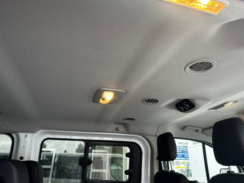 Ford Transit Custom Custom do przewozu Niepełnosprawnych inwalida rampa Model 2021 PFRON