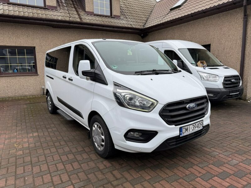 Ford Transit Custom Custom do przewozu Niepełnosprawnych inwalida rampa Model 2021 PFRON