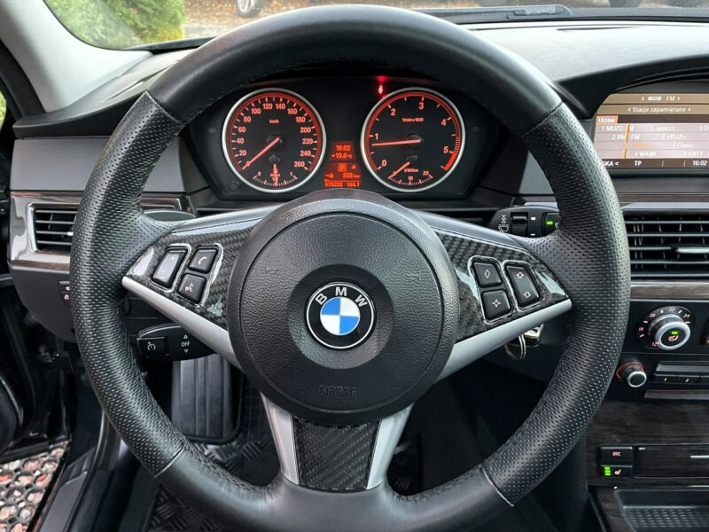 BMW 520 LIFT, Komforty, 4x Podgrzewane Fotele,Klima,Navi,Temp,Logic 7,Panorama E60 (2003-2010)