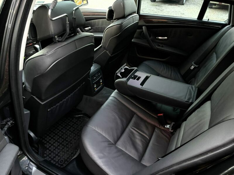 BMW 520 LIFT, Komforty, 4x Podgrzewane Fotele,Klima,Navi,Temp,Logic 7,Panorama E60 (2003-2010)