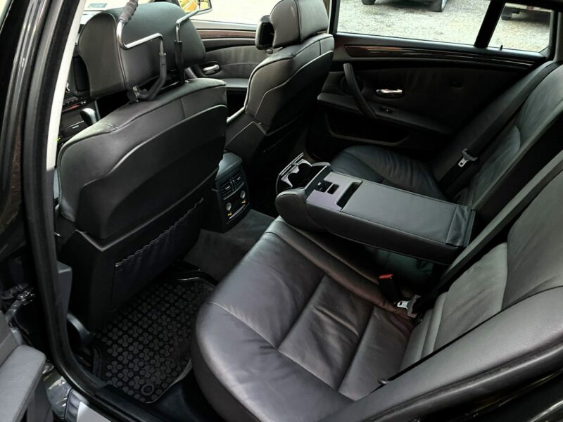 BMW 520 LIFT, Komforty, 4x Podgrzewane Fotele,Klima,Navi,Temp,Logic 7,Panorama E60 (2003-2010)