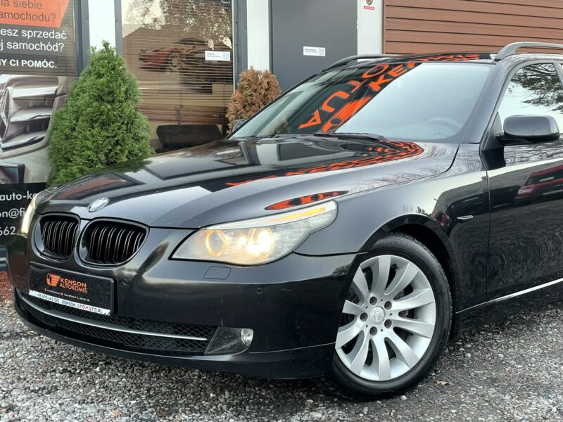 BMW 520 LIFT, Komforty, 4x Podgrzewane Fotele,Klima,Navi,Temp,Logic 7,Panorama E60 (2003-2010)