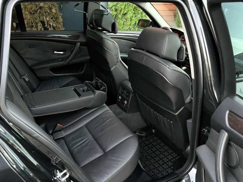 BMW 520 LIFT, Komforty, 4x Podgrzewane Fotele,Klima,Navi,Temp,Logic 7,Panorama E60 (2003-2010)