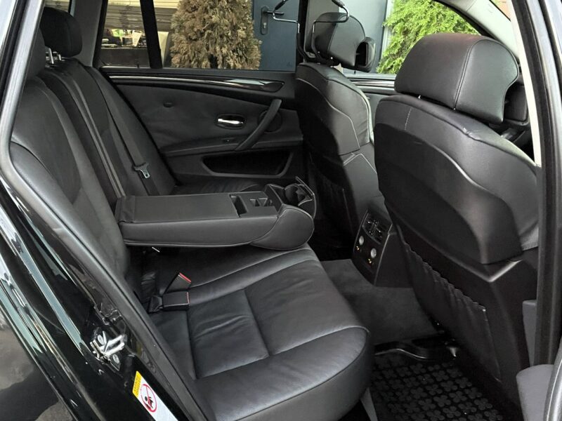 BMW 520 LIFT, Komforty, 4x Podgrzewane Fotele,Klima,Navi,Temp,Logic 7,Panorama E60 (2003-2010)