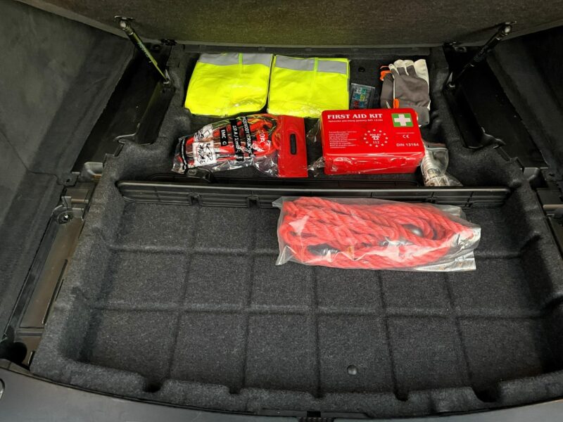 BMW 520 LIFT, Komforty, 4x Podgrzewane Fotele,Klima,Navi,Temp,Logic 7,Panorama E60 (2003-2010)