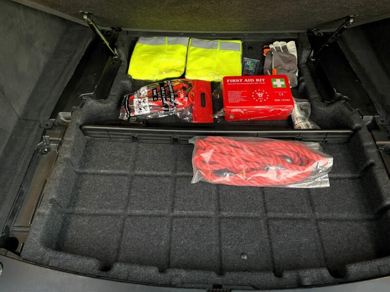 BMW 520 LIFT, Komforty, 4x Podgrzewane Fotele,Klima,Navi,Temp,Logic 7,Panorama E60 (2003-2010)