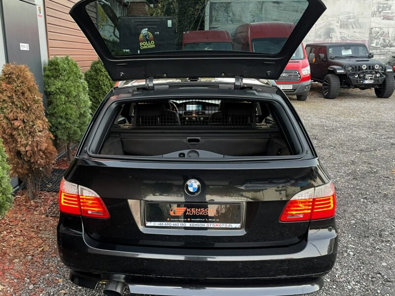 BMW 520 LIFT, Komforty, 4x Podgrzewane Fotele,Klima,Navi,Temp,Logic 7,Panorama E60 (2003-2010)