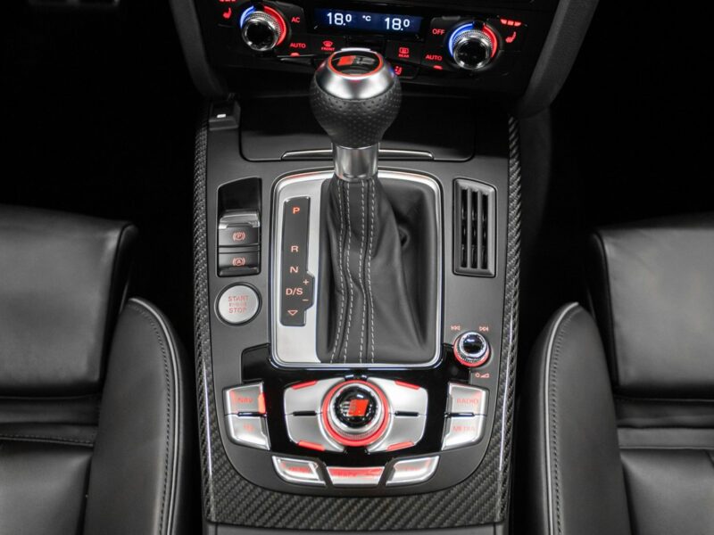 Audi RS4 Biały kruk. Jak nowa. Panorama, B&O. Bezwypadkowa. B8 (2012-2015)