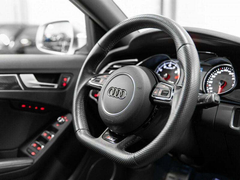 Audi RS4 Biały kruk. Jak nowa. Panorama, B&O. Bezwypadkowa. B8 (2012-2015)