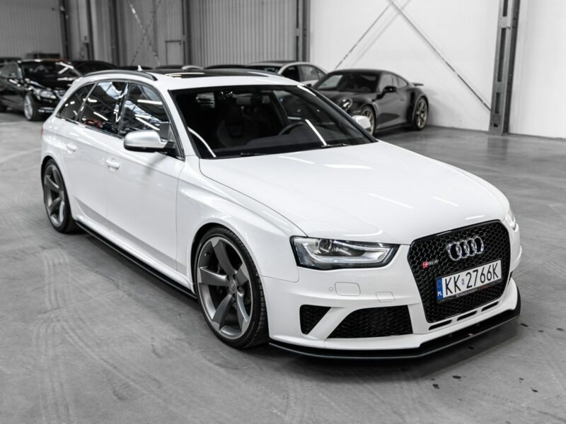 Audi RS4 Biały kruk. Jak nowa. Panorama, B&O. Bezwypadkowa. B8 (2012-2015)