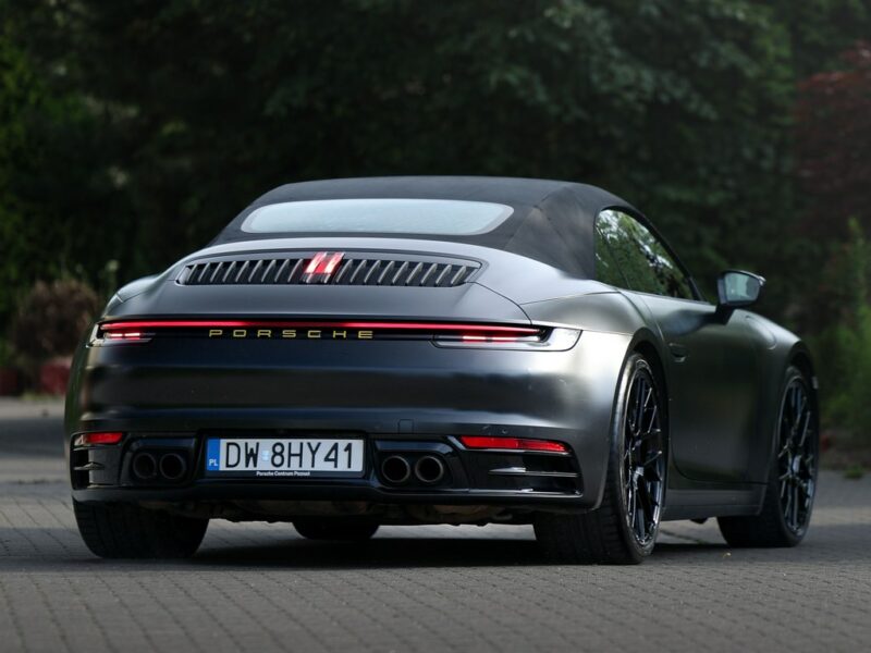 Porsche 911 FV 23% / SALON POLSKA / Pakiet SPORT CHRONO / Cabrio / Carrera 4 / 4x4 992 (2019-)