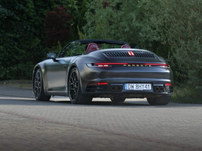 Porsche 911 FV 23% / SALON POLSKA / Pakiet SPORT CHRONO / Cabrio / Carrera 4 / 4x4 992 (2019-)