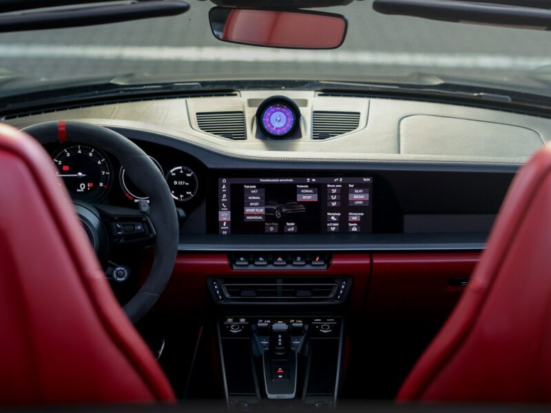 Porsche 911 FV 23% / SALON POLSKA / Pakiet SPORT CHRONO / Cabrio / Carrera 4 / 4x4 992 (2019-)